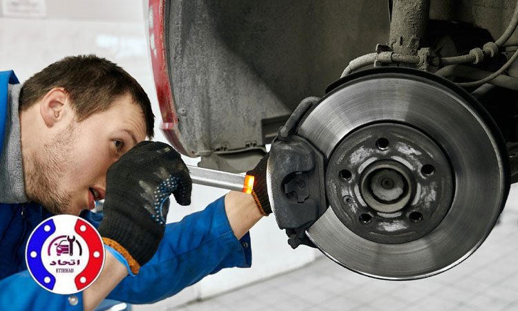 نقش ترمزگیری‌های پیاپی در کاهش کارایی ترمز