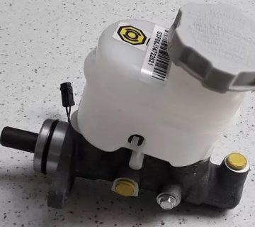 علائم تخریب پمپ ترمز‌ ماشین