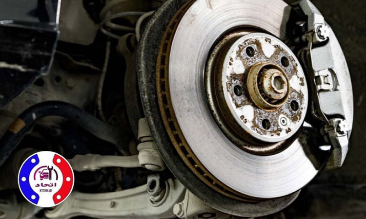 9 نکته طلایی در تعویض لنت ترمز خودرو