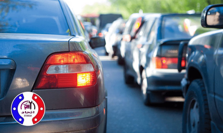 آیا رانندگی در ترافیک سنگین به سیستم ترمز آسیب می‌زند؟