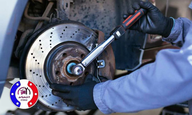 سازوکار سیستم ترمز و نقش پدال در عملکرد آن